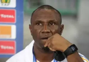 بالصور الهلال يحتفي بعيد ميلاد المدرب