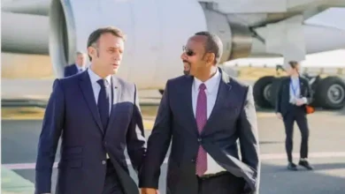 ٠٩ ٢٢ ٣٣ ماكرون وأبي احمد 768x469.jpg