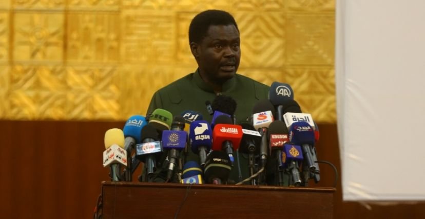 ١٨ ٤٨ ٥٧ مني أركو مناوي