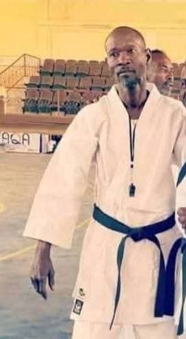 رحيل مدرب شهير بعد خروجه من معتقلات الميلشيا 11 IMG 20250109 WA0003