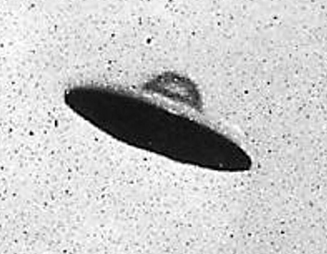 يا خبر.. كائنات فضائية تخطف شاب بهذه المنطقة 11 Supposed UFO Passaic New Jersey cropped