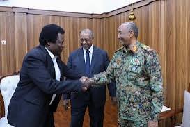 رئيس مجلس السيادة يلتقي وفد الاتحاد العام لكرة القدم السوداني