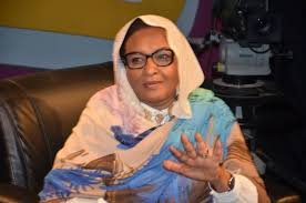 تفاصيل منع زينب المهدي من تجديد جوازها