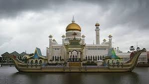 وزارة التعليم العالي تعلن عن منح دراسية