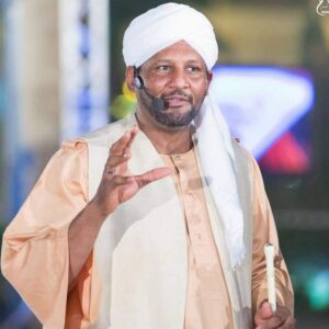 عبد الرحمن المهدي يخاطب حشودا بمنطقة نعيمة.. ماذا هناك
