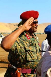 عبد الرحمن الصادق يصف قيادة الحزب بالمعزولة