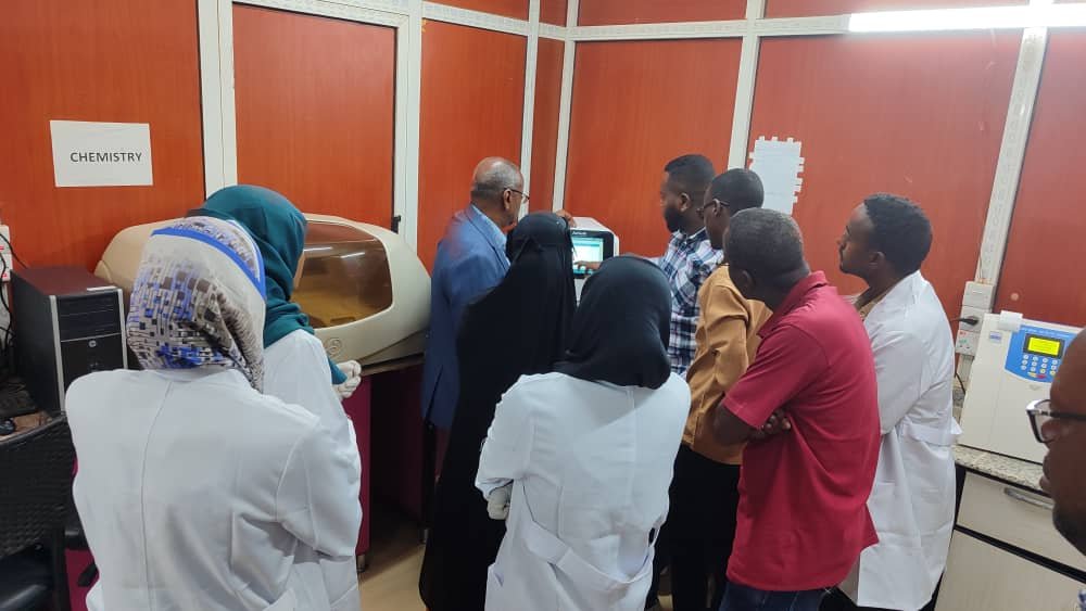 الأول من نوعه: تدشين جهاز تشخيص أمراض الهيموقلبين والأنيميا 11 IMG 20250213 WA0030