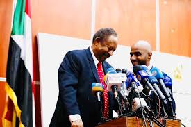 حمدوك يخاطب مجلس السلم الافريقي بشأن عضوية السودان في الإتحاد الأفريقي 13 حمدوك يخاطب مجلس السلم الافريقي بشأن عضوية السودان في الإتحاد الأفريقي