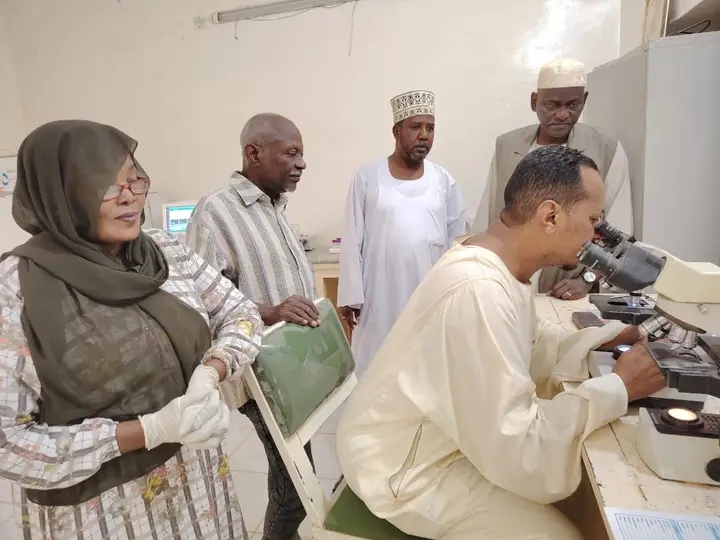 التأمين الصحي بالجزيرة يقف على إنسياب الخدمة الطبية 11 1743440230116
