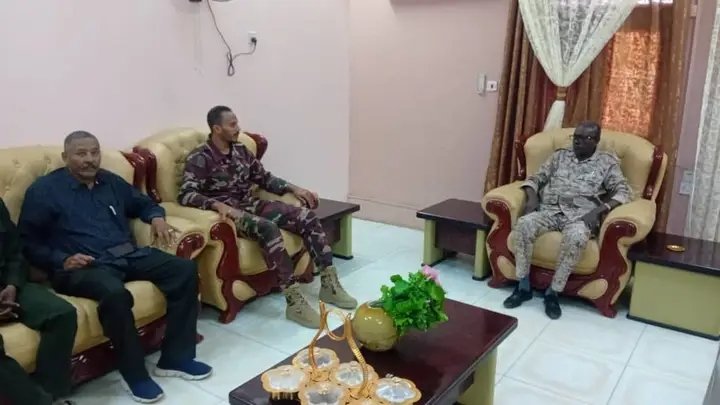والي الخرطوم يطلع على الاوضاع بالجموعية 11 1743440494567