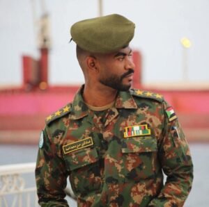 والي البحر الأحمر يؤدي واجب العزاء في الشهيد نقيب عماد الدين
