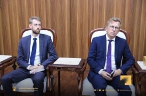 مسؤول يبلغ البرهان استعداد بلاده لدعم إعمار السودان