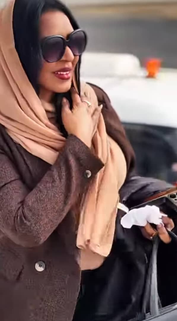 شركة طيران تحتفي بمذيعة بارزة 11 IMG 20250310 WA0007