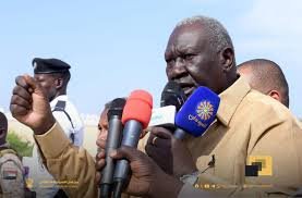 الكشف عن ترتيبات لرفع كفاءة العاملين بالدولة وتحسين أوضاعهم