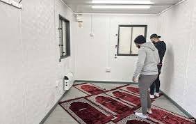 لأول مرة.. ناد أوروبي يفتح مصلى للجمهور 13 لاول مرة.. ناد أوروبي يفتح مصلى للجمهور