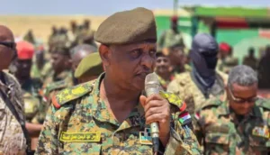 العطا من معسكر العلفون يؤكد استمرار تطهير البلاد