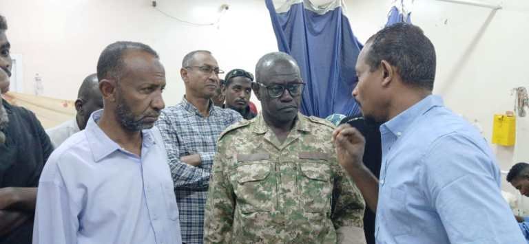 والي الخرطوم يقف على ضحايا قصف المليشيا بمستشفى النو 11 ١٣ ٠٦ ١١ IMG 20250321 WA0030
