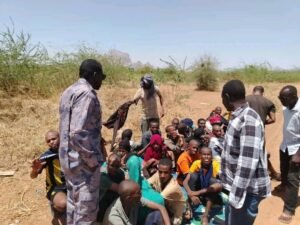 احترافية مكافحة التهريب تنقذ (125) شخصا.. ماذا فعلت