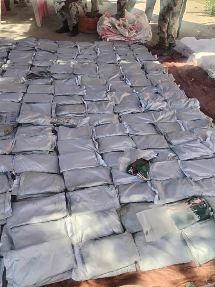 ضبط أكبر شبكة لتوريد الكبتاجون بالسودان 11 IMG 20250418 WA0024