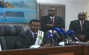 مرافعة قوية للنائب العام في محاكمة المتهمين بمقتل والي غرب دارفور 12 مرافعة قوية للنائب العام في محاكمة المتهمين بمقتل والي غرب دارفور