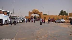 إدارة المعابر تتعهد بتذليل كافة المشكلات