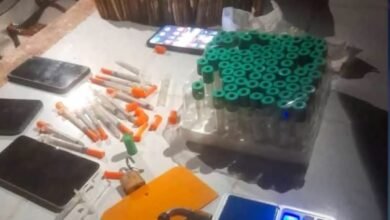 ضبط مروجي مخدرات متنكرين في زي عسكري 16 IMG 20250507 WA0044