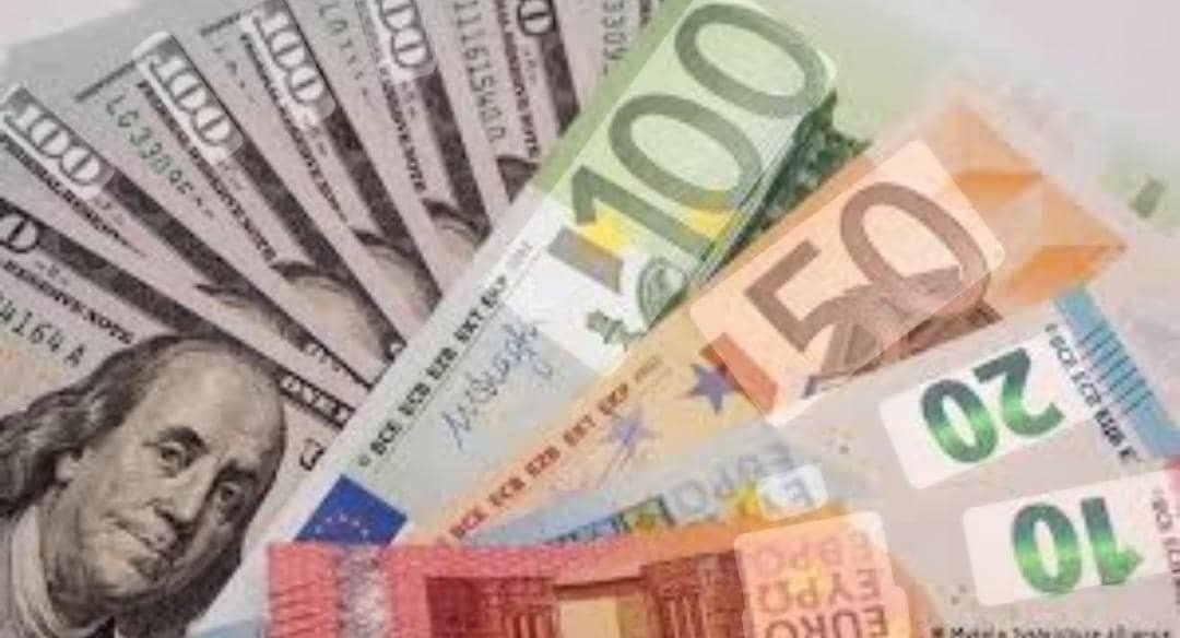 تجار العملات يعزفون عن عمليات العرض والبيع.. ماذا حدث! 11 السودان .. ماذا حدث في سوق العملات الأجنبية اليوم