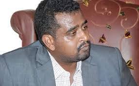 صحفي شهير يؤدي القسم للإنضمام للعدل والمساواة 13 صحفي شهير يؤدي القسم للإنضمام للعدل والمساواة