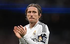 مودريتش يغادر الريال 12 مودريتش يغادر الريال