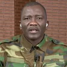 محتال ينتحل شخصية والي وسط دارفور