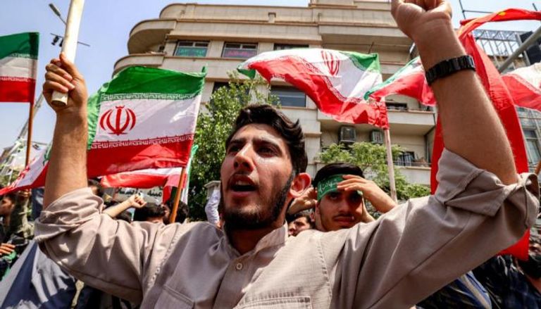 رسالة لمجلس الأمن الدولي.. طهران تحمّل واشنطن وتل أبيب إستهداف منشآت نووية 11 إسرائيل تشن غارات على إيران ومقتل قائد الحرس الثوري