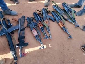 شرطة الخرطوم تفرض طوقا أمنيا على مناطق عشوائية.. ماذا وجدت!