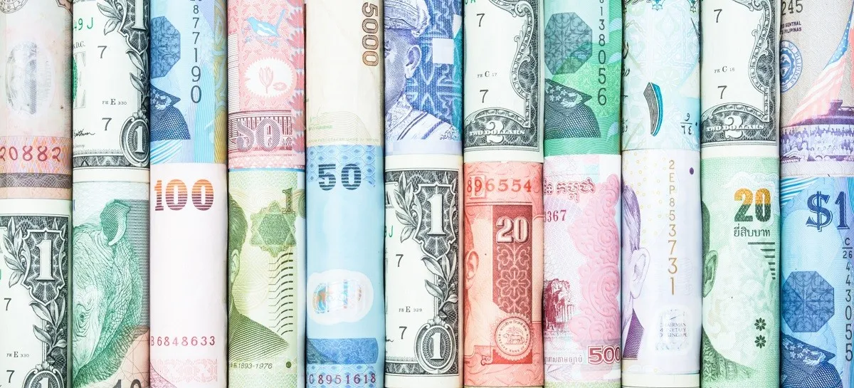 الجنيه المصري يتراجع أمام السوداني 11 currencies of foreign countries