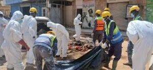مواطن يخلي منزله بسبب جثة متحللة 13 مواطن يخلي منزله بسبب جثة متحللة