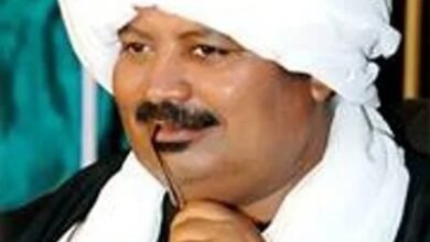 حسيـن خـوجلي: حكايـة سـودانية غيـر قابلة للتـداول