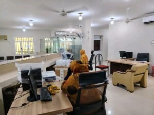 إعادة افتتاح مصرف تجاري بالخرطوم 