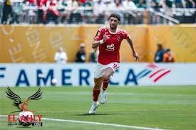 الأندية العربية تطارد لاعبا فلسطينيا 13 الأندية العربية تطارد لاعبا فلسطينيا