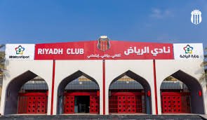 ناد سعودي يلاحق نجم الهلال السوداني