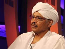 مبارك الفاضل يكشف عن أمر حاسم لاستمرار الحركات المسلحة بوزاراتهم
