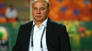 مدرب المريخ يحمل كامل المسؤولية للاعبيه