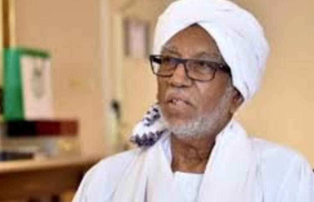 إبراهيم أحمد عمر يرسل رسائل مهمة للشباب ويعلن عن مبادرة 11 IMG 20250815 WA0040
