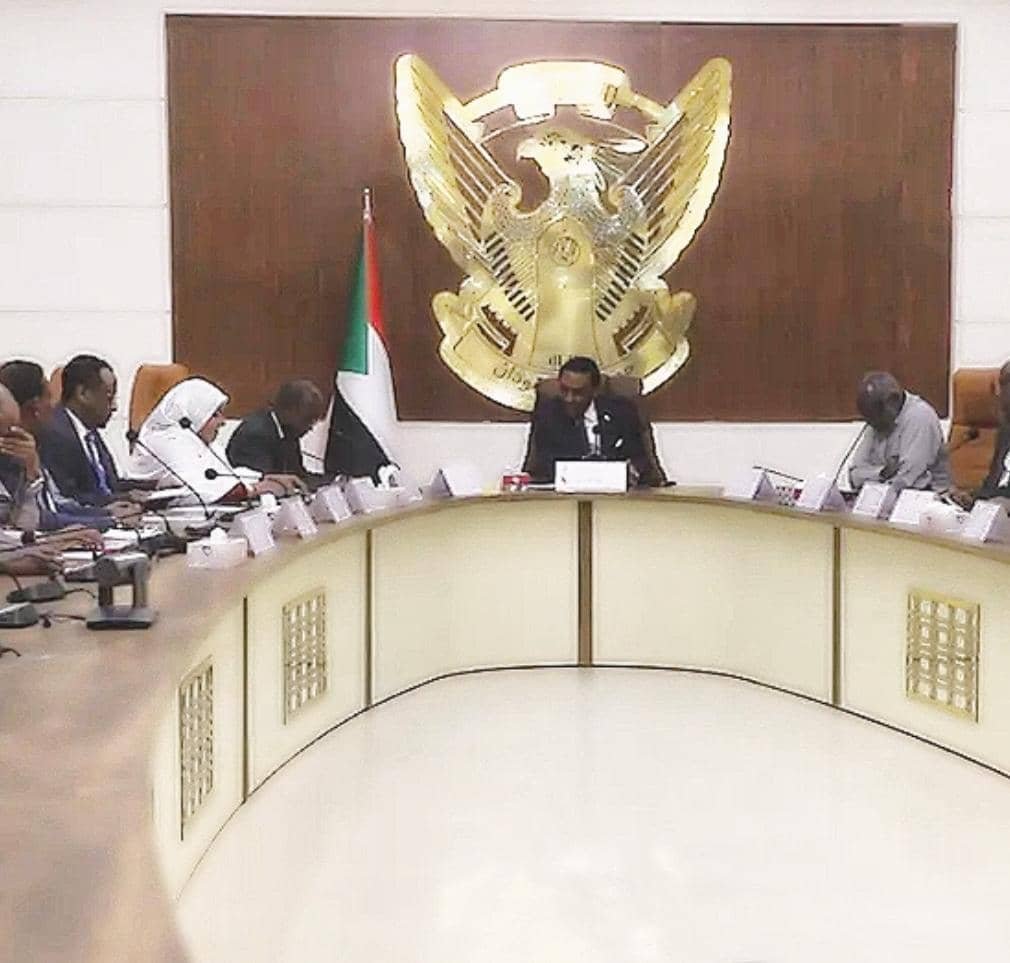 تدابير عاجلة لمعالجة أزمة ارتفاع الدولار 11 IMG 20250819 WA0037