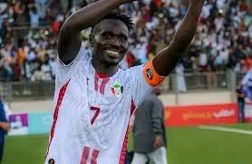 عجب يغادر معسكر المنتخب ويعود إلى السودان