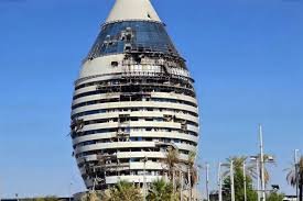 قرار سيادي بنقلها للأطراف.. وزارات الخرطوم.. الخروج من (كرش الفيل)