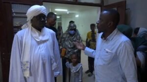 الوالي يتخذ إجراءات عاجلة تجاه مستشفيات طرفية بالخرطوم 12 الوالي يتخذ إجراءات عاجلة تجاه مستشفيات طرفية بالخرطوم
