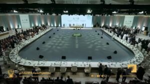 أمير قطر: سنعمل على حماية بلادنا ونواجه العدوان الاسرائيلي 13 أمير قطر: سنعمل على حماية بلادنا ونواجه العدوان الاسرائيلي