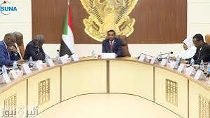 قرارات اقتصادية على طاولة رئيس الوزراء لضبط سوق الذهب 