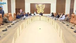 قرارات اقتصادية على طاولة رئيس الوزراء لضبط سوق الذهب 