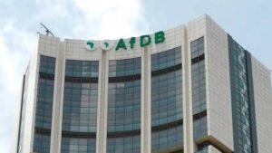 لتدارك الانهيار الوشيك.. الاقتصاد السوداني.. البحث عن حلول بديلة