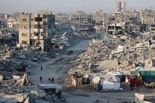 اتفاق سري بين أردوغان وترامب على إبقاء حماس بغزة 11 2c1329e0 af60 11f0 aa13 0b0479f6f42a.jpg